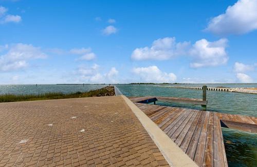 Rockport House | Reserve at St Charles Bay Reserve Villa 601