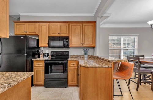 Augusta House | Reserve Ln