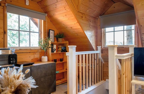 Leicester Apartment | Reservoir View Summar