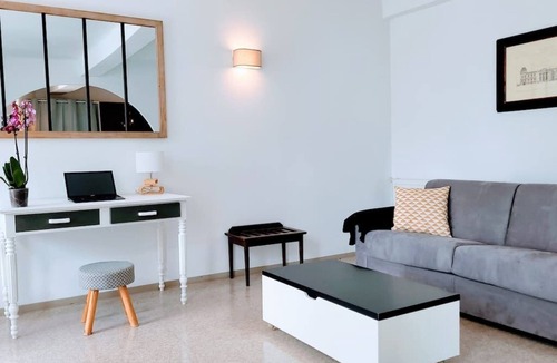Digne-les-Bains Apartment | Residadigne - Superbe 88m2 - center - Garage - view