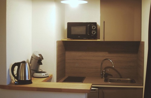 Le Pontet Apartment | Residella House