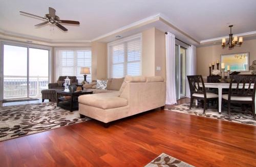 Diamond Beach Apartment | Residence 810 At The Grand