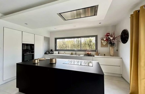 Perpignan Villa | Residence 8vb11-perpignan - Houses & Villas for 8 People