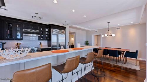 Diamond Beach House | Residence 902 At The Grand