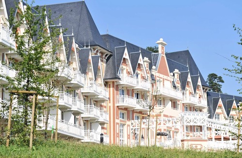 Bagnoles-de-l'Orne Apartment | Residence b'o Cottage * - Douglas 2 Room Suite 4 People Valley View