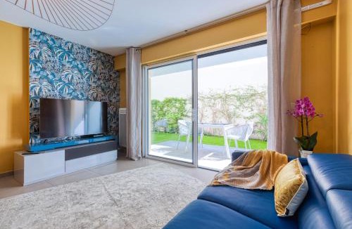 Carabacel Apartment | Residence Blue Harmony