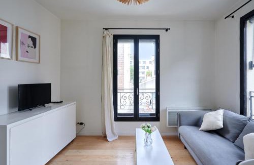 Silly-Gallieni Apartment | Residence Boulogne Centre le passage by Studio prestige