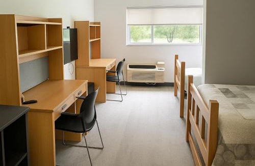 Brockville Apartment | Residence & Conference Centre - Brockville