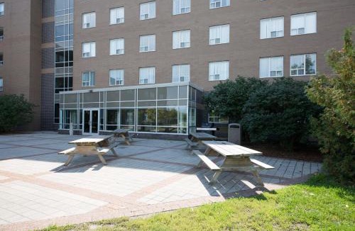 Windsor Apartment | Residence & Conference Centre - Windsor