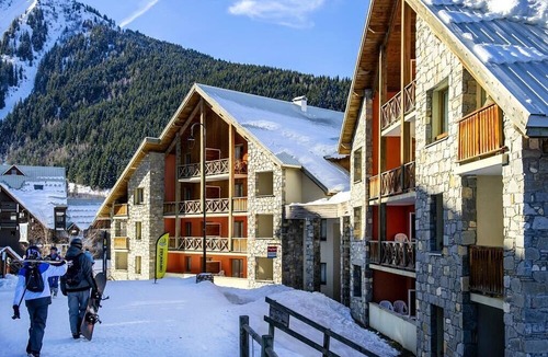 Oz-en-Oisans Apartment | Residence Couleurs Soleil - Studio 4 People