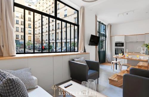 Saint-Vincent-de-Paul Apartment | Residence d'Exception Renovee par Architecte - Paris 10