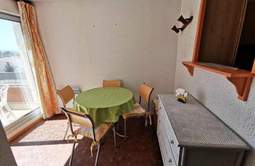 Port Leucate Apartment | Residence De La Plage - STUDIO 4 PERSONNES 4 couchages PORT LEUCATE. Réf: 1RP 223 MAE-4694