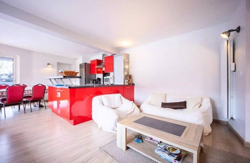 Estarvielle Villa | Residence Estarv1-estarvielle - House 10 persons Estarvielle Wifi