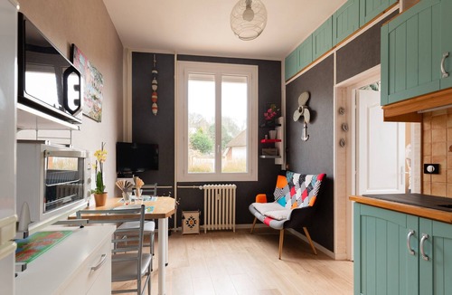 Saint-Pierre-en-Port Apartment | “Résidence Pleine Mer” Apartment with Sea View and Shared Garden