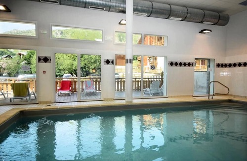 Saint-Sorlin-d'Arves Apartment | Residence Odalys Les Bergers *** - 4 Rooms 8 People