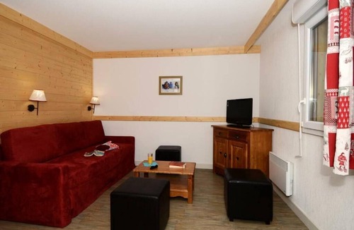 Saint-Sorlin-d'Arves Apartment | Residence Odalys Les Bergers *** - 4 Rooms 8 People