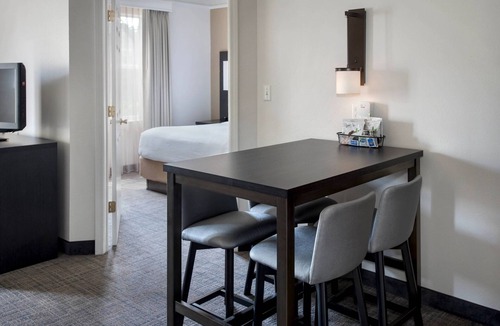 Calverton Hotel | Residence Inn by Marriott - Silver Spring