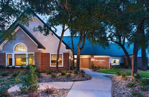 The Woodlands Hotel | Residence Inn by Marriott Houston The Woodlands/Lake Front Circle