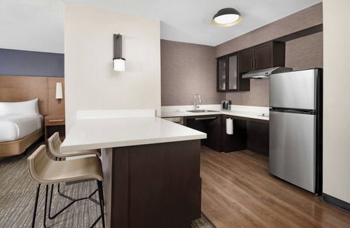 Bloomingdale Hotel | Residence Inn by Marriott Chicago Bloomingdale