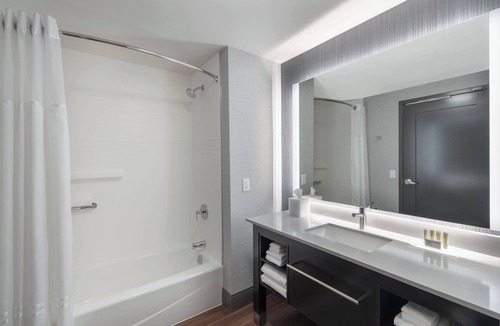 Downtown Hotel | Residence Inn by Marriott Manchester Downtown