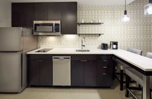 Cote-Des-Neiges—Notre-Dame-De-Grace Hotel | Residence Inn by Marriott Montreal Midtown