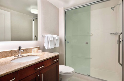 Downtown Baltimore Hotel | Residence Inn by Marriott Baltimore Inner Harbor