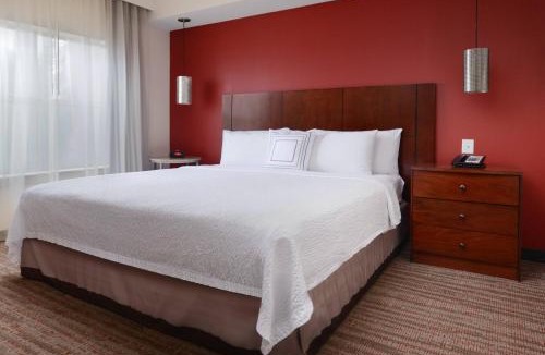 The Colony Hotel | Residence Inn by Marriott Dallas Plano The Colony