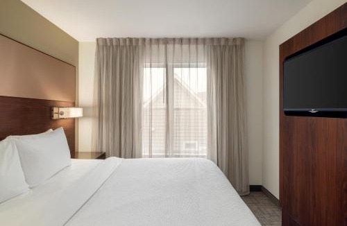 Newtonville Hotel | Residence Inn by Marriott Albany Washington Avenue