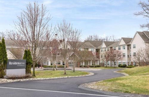 Newtonville Hotel | Residence Inn by Marriott Albany Washington Avenue