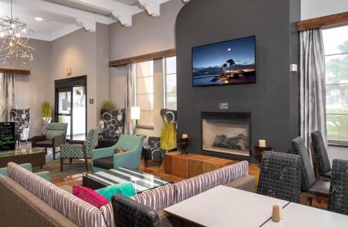 Bonanza Hotel | Residence Inn by Marriott Laredo Del Mar