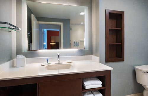 Aksarben - Elmwood Park Hotel | Residence Inn by Marriott Omaha Aksarben Village