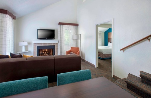 Berwyn Hotel | Residence Inn by Marriott Philadelphia Valley Forge