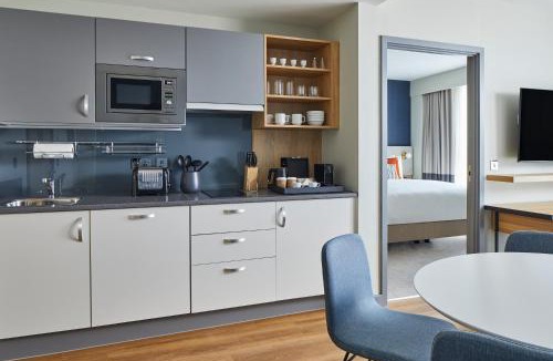 Slough Hotel | Residence Inn by Marriott Slough