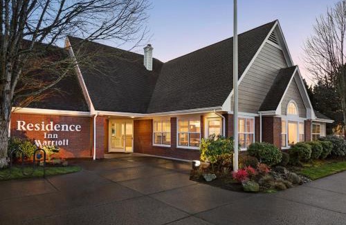 Southeast Salem Hotel | Residence Inn by Marriott Salem