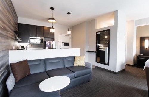 Tulsa Hotel | Residence Inn by Marriott Tulsa Midtown