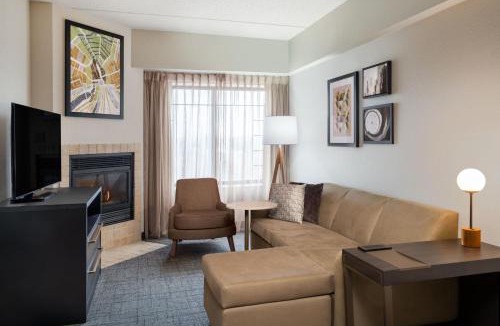 Oak Brook Hotel | Residence Inn by Marriott Chicago Oak Brook