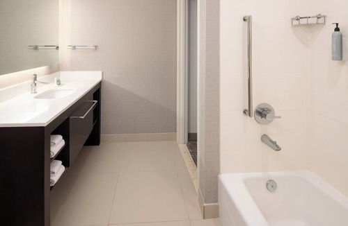 Spring Hotel | Residence Inn by Marriott Houston City Place