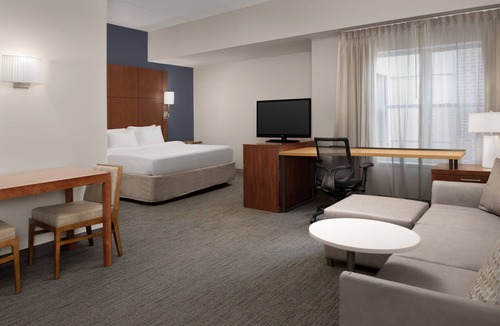Downtown Syracuse Hotel | Residence Inn by Marriott Syracuse Downtown at Armory Square