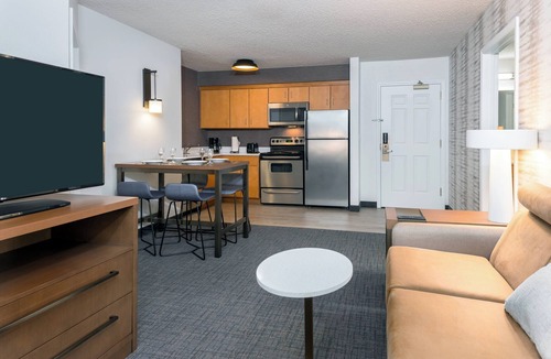 Wayne Hotel | Residence Inn by Marriott Wayne