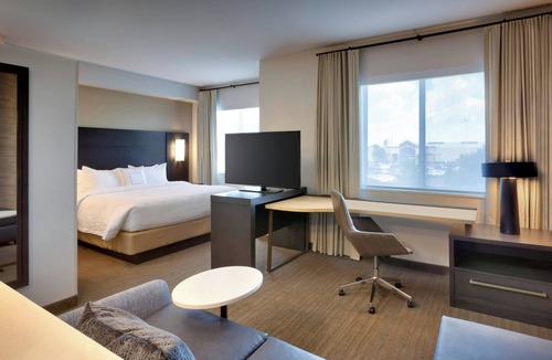 Charleston Hotel | Residence Inn by Marriott Charleston Patriots Point