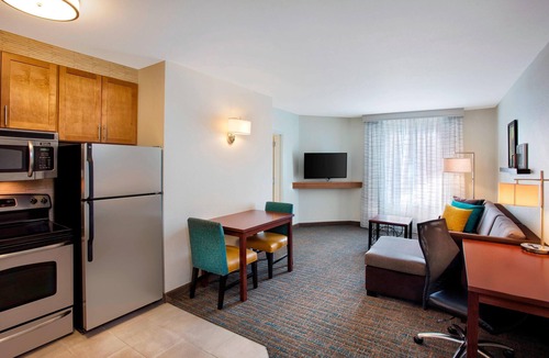 Bedford Park Hotel | Residence Inn Marriott Chicago Midway