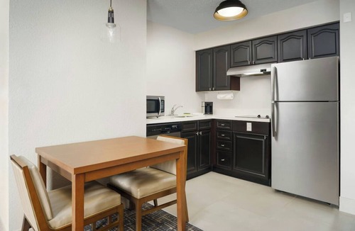 Florida Central Atlantic Coast Hotel | Residence Inn Orlando | King Studio | Spacious Suite with Full Kitchen