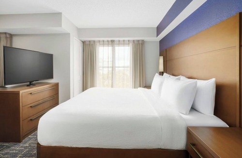 Florida Central Atlantic Coast Hotel | Residence Inn Orlando | King Studio | Spacious Suite with Full Kitchen