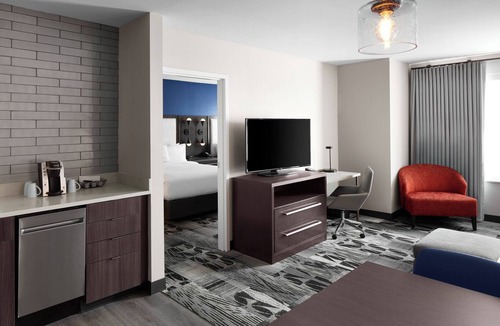 Dumbarton Hotel | Residence Inn Richmond Midtown/Glenside