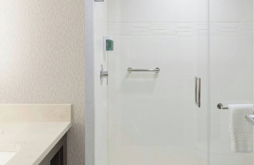 Dumbarton Hotel | Residence Inn Richmond Midtown/Glenside