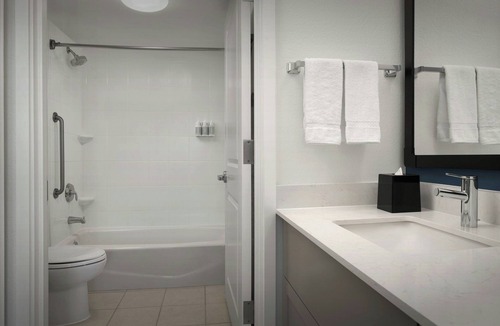 West Bellevue Hotel | Residence Inn Seattle Bellevue/Downtown