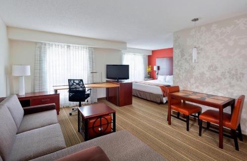 Lansing Hotel | Residence Inn Lansing West