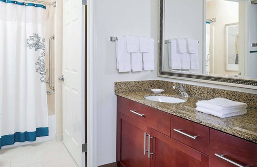 Brazos Hotel | Residence Inn Waco