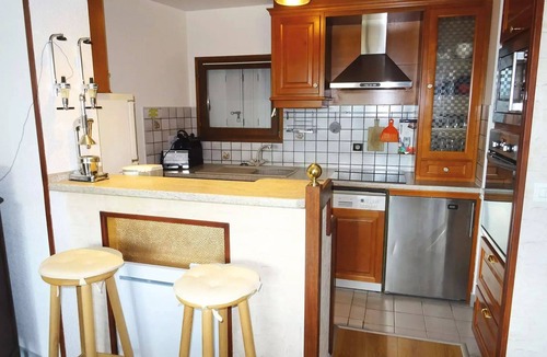 Aix-les-Bains Apartment | Residence L'alize - Along the lake - Between Lake and Mountains, charming apartment!