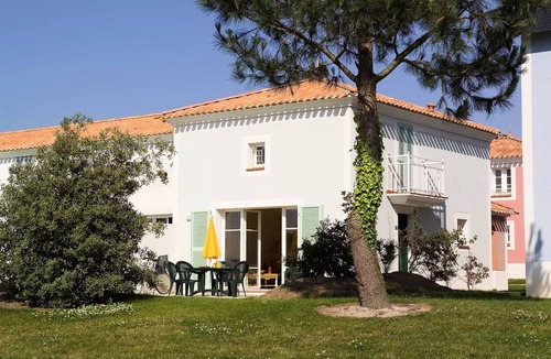 L'Aiguillon-sur-Vie Villa | Residence Le Domaine des Fontenelles - House 3 Rooms Mezzanine 4/5 People